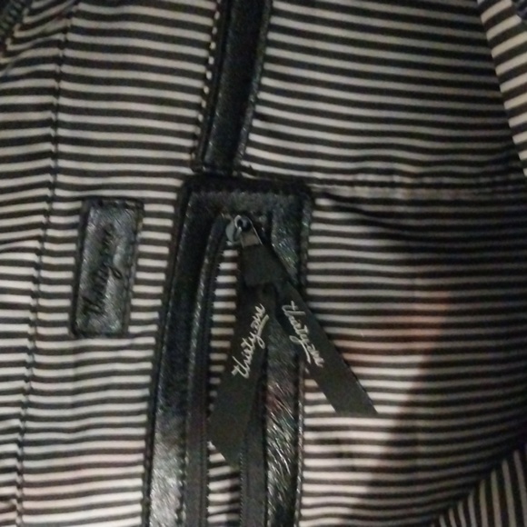 Thirty-One "R" Purse - Picture 6 of 7